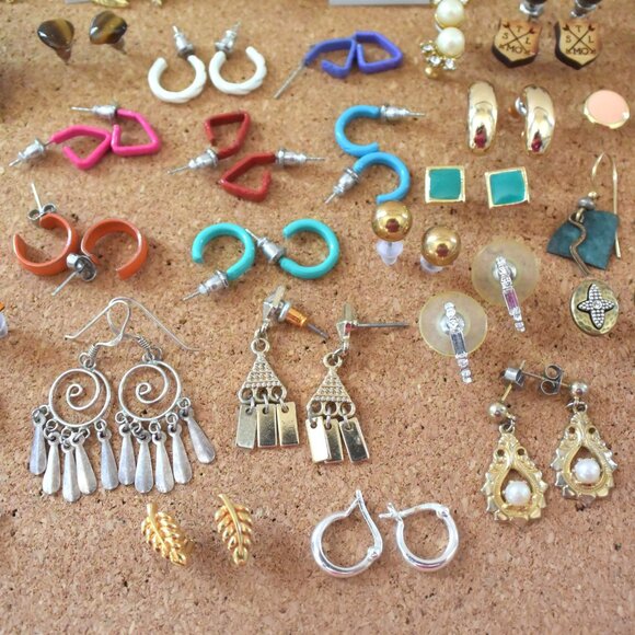 Lot of Small Earrings, 64 Pairs Dainty Earrings for Pierced Ears, Jewelry Lot - Picture 4 of 14